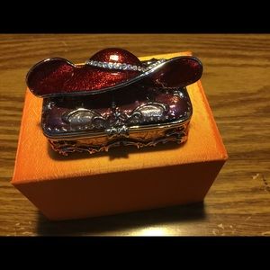 Red Hat Ladies keepsake box. NEW never used